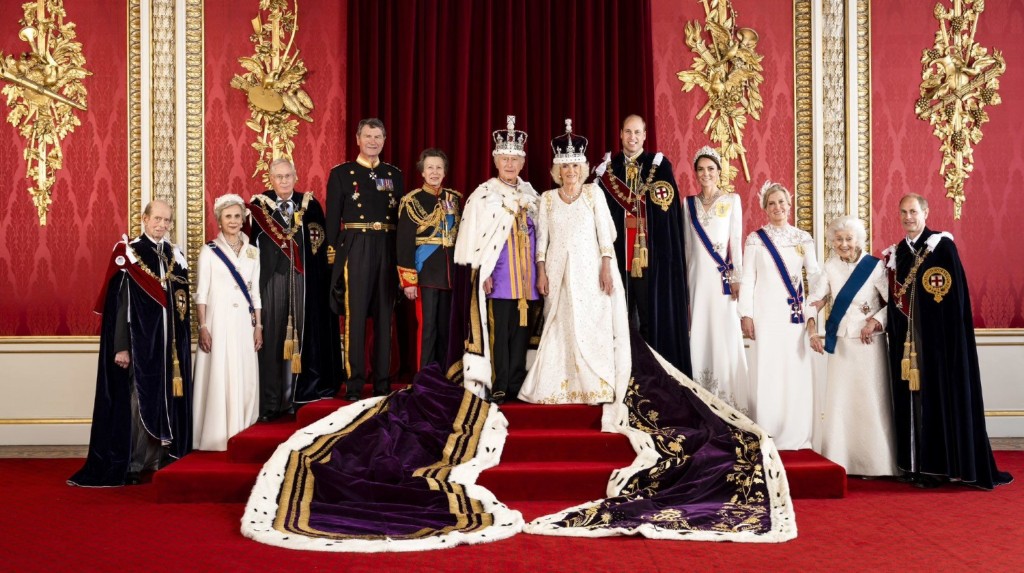 Qué familia real europea podría ocupar el trono británico si la Casa de Windsor se extinguiera