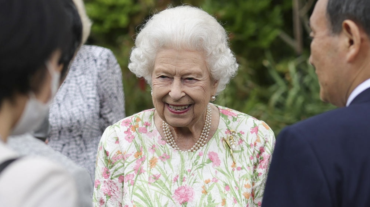 Por la guerra de Ucrania, la reina Isabel II canceló una recepción diplomática esta semana