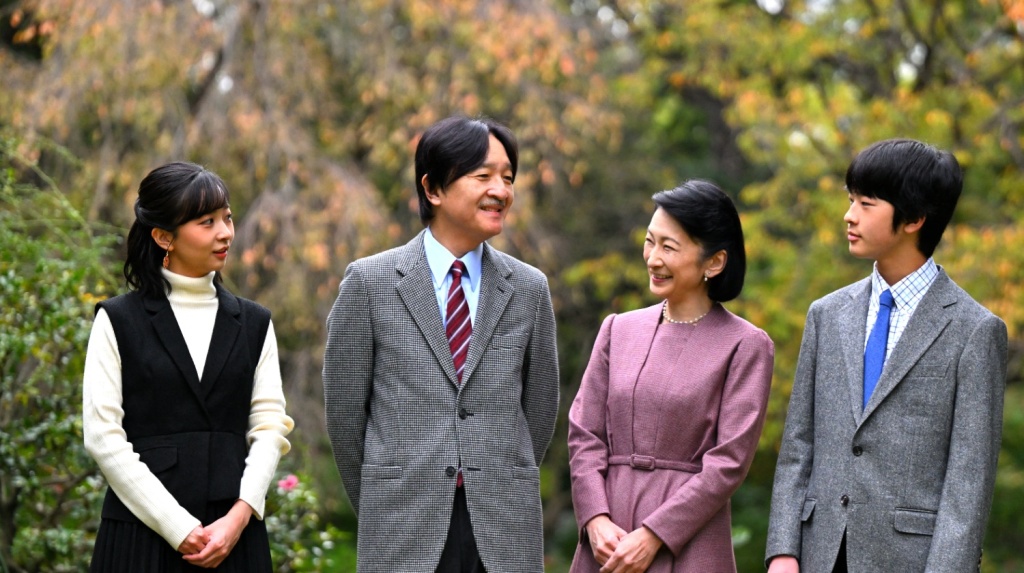 El príncipe heredero de Japón cumplió 58 años con un llamado a reeditar el papel de la monarquía 