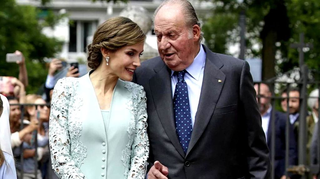 ¿El rey Juan Carlos ayudó a filtrar rumores sobre la reina Letizia?